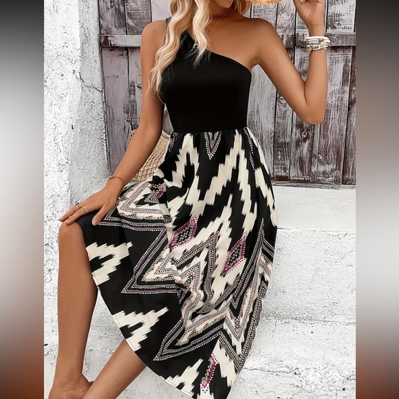Chevron Tribal Print One-Shoulder Summer Beach Dress - Picture 1 of 9